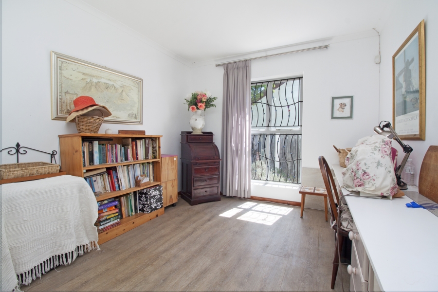 3 Bedroom Property for Sale in Milkwood Park Western Cape